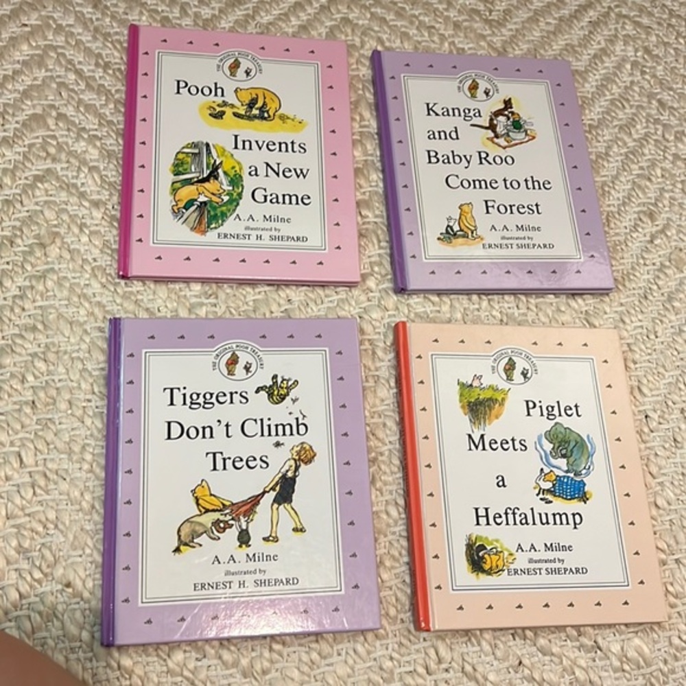 LIKE NEW VINTAGE WINNIE THE POOH STORIES - 4 BOOKS